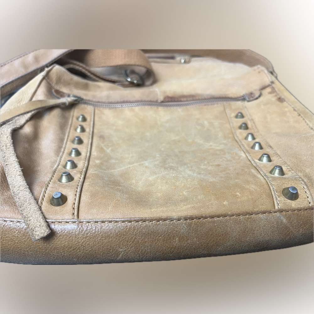 Vintage LUCKY BRAND leather magnetic close multi wear crossbody retired bag - Picture 7 of 16